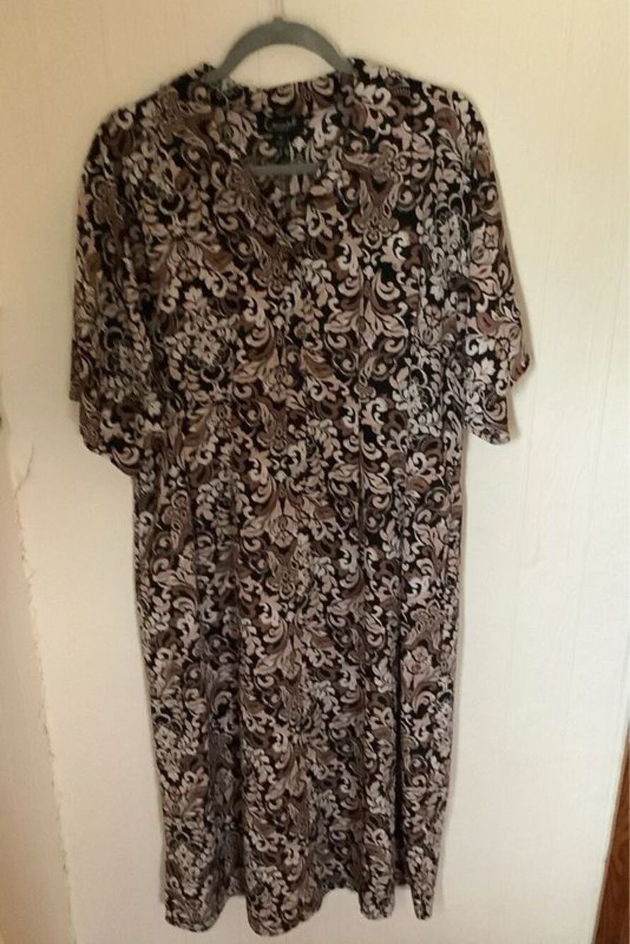 Women’s Connected Apparel Midi/Maxi Dress size 12 Perfect for Fall